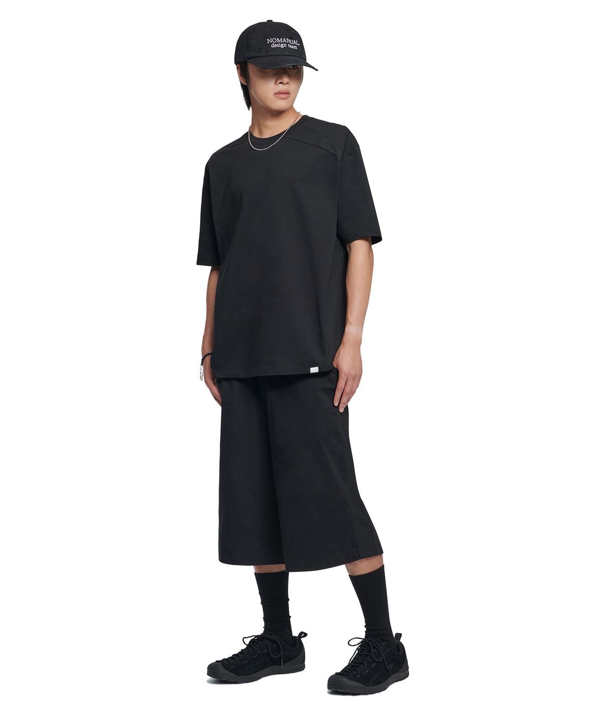노매뉴얼(NOMANUAL) W.B T-SHIRT - BLACK