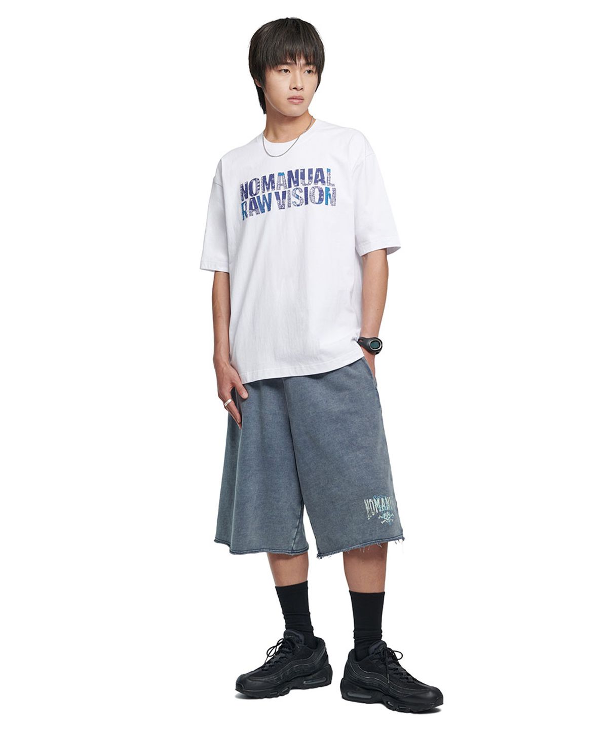 노매뉴얼(NOMANUAL) PAISLEY APPLIQUE T-SHIRT - WHITE