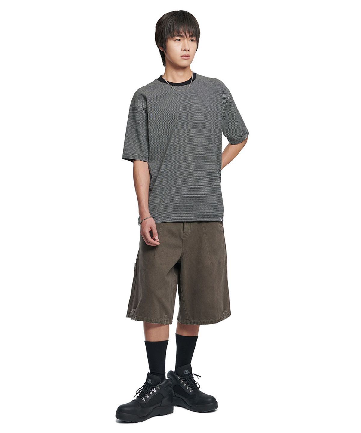 노매뉴얼(NOMANUAL) FINE STRIPE T-SHIRT - BLACK