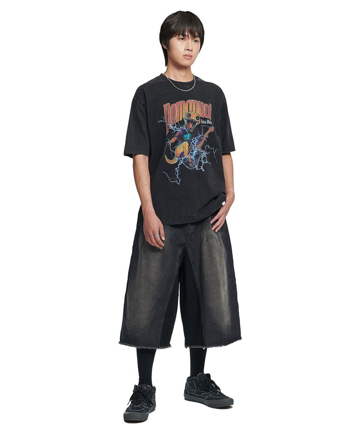 노매뉴얼(NOMANUAL) HEAVY METAL GECKO T-SHIRT - WASHED BLACK