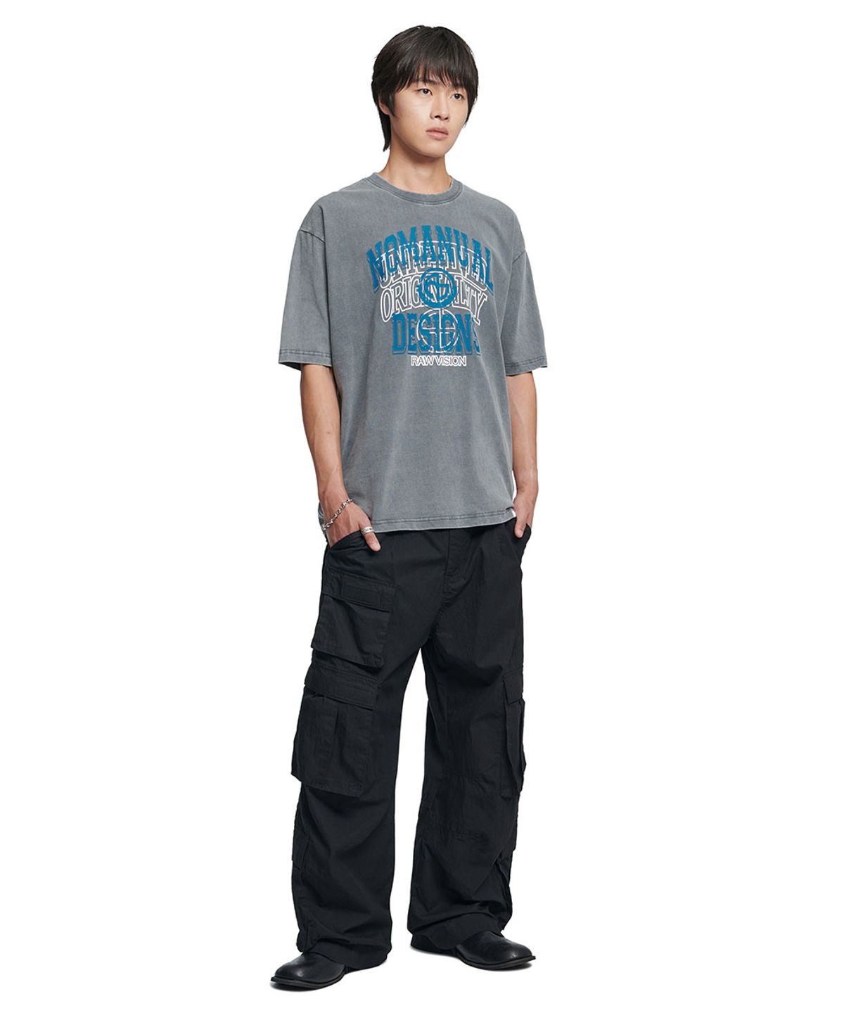 노매뉴얼(NOMANUAL) LAYERED ARCH GRAPHIC T-SHIRT - WASHED CHARCOAL