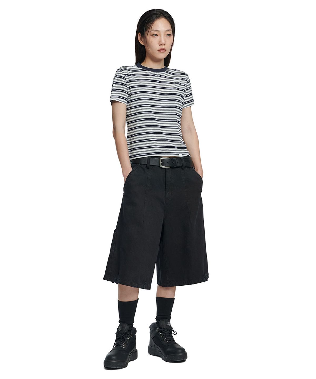 노매뉴얼(NOMANUAL) OFFBEAT STRIPE T-SHIRT (WOMAN) - BLACK
