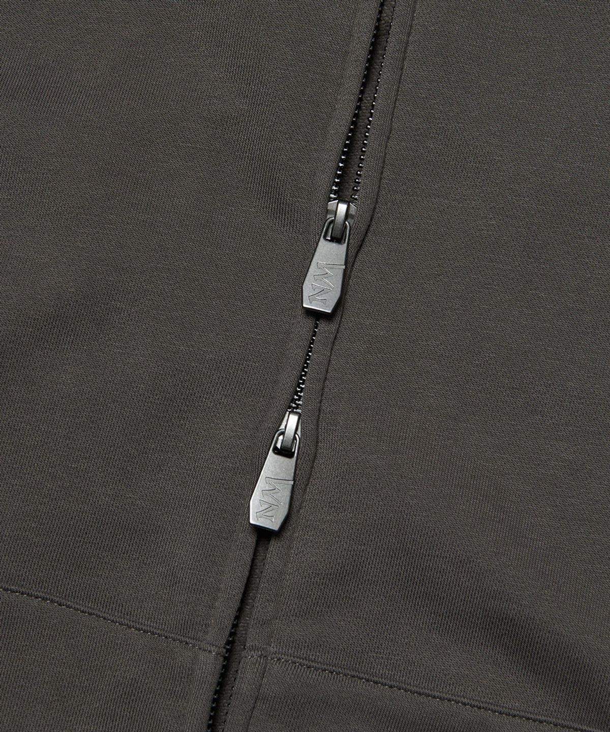 노매뉴얼(NOMANUAL) F.P HOODED ZIP-UP - CHARCOAL