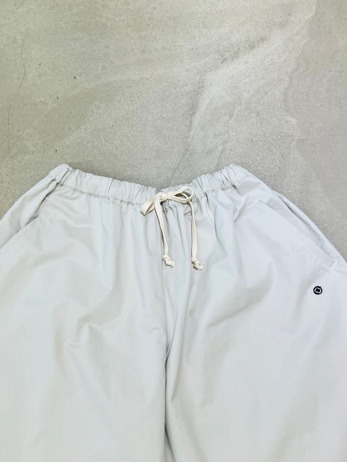 룰라쿨라(LOOLA KOOLA) 메타 벌룬 팬츠_베이지
