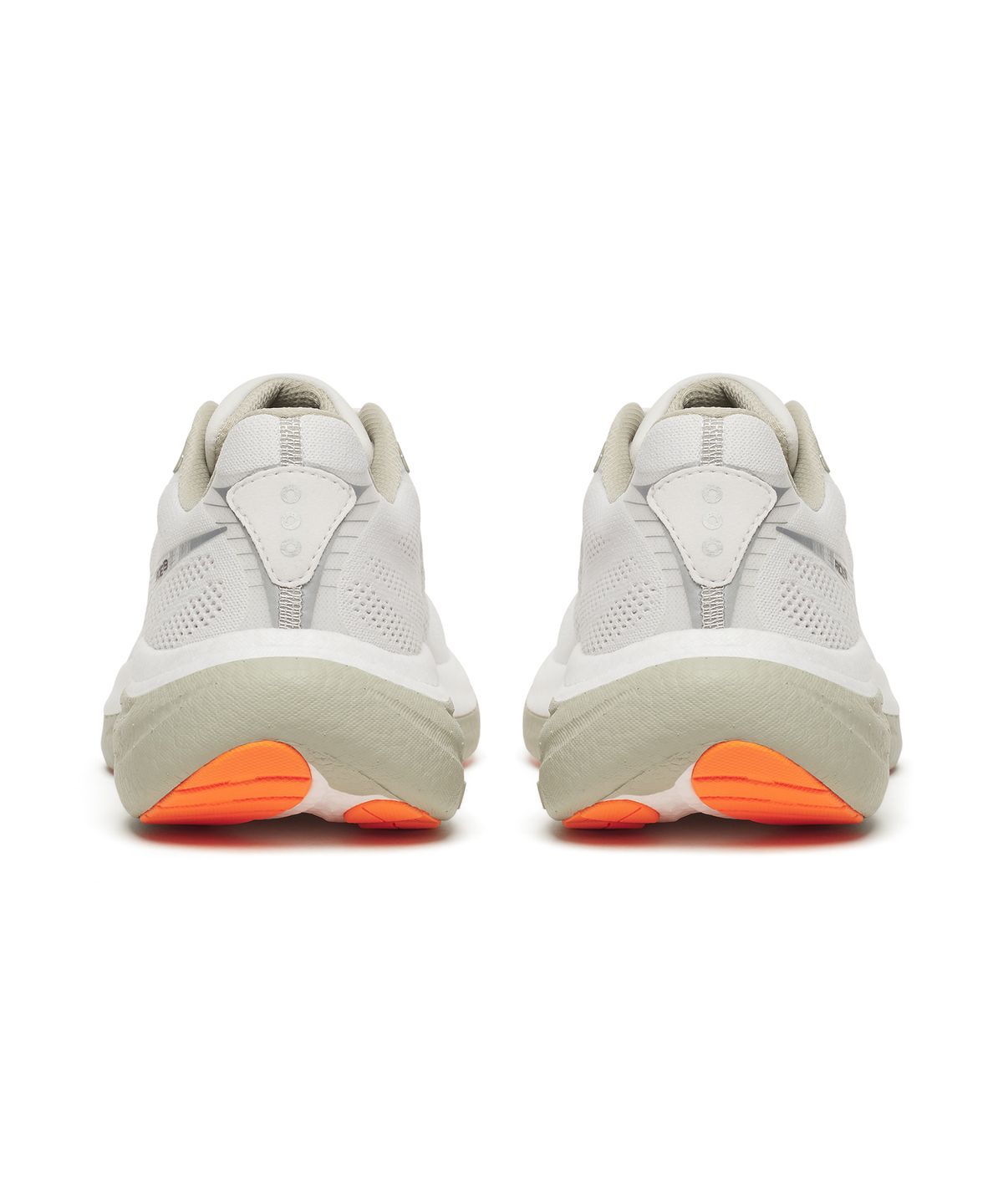 써코니(SAUCONY) (남성) 라이드 19 - 화이트:세이지 / S21055-110