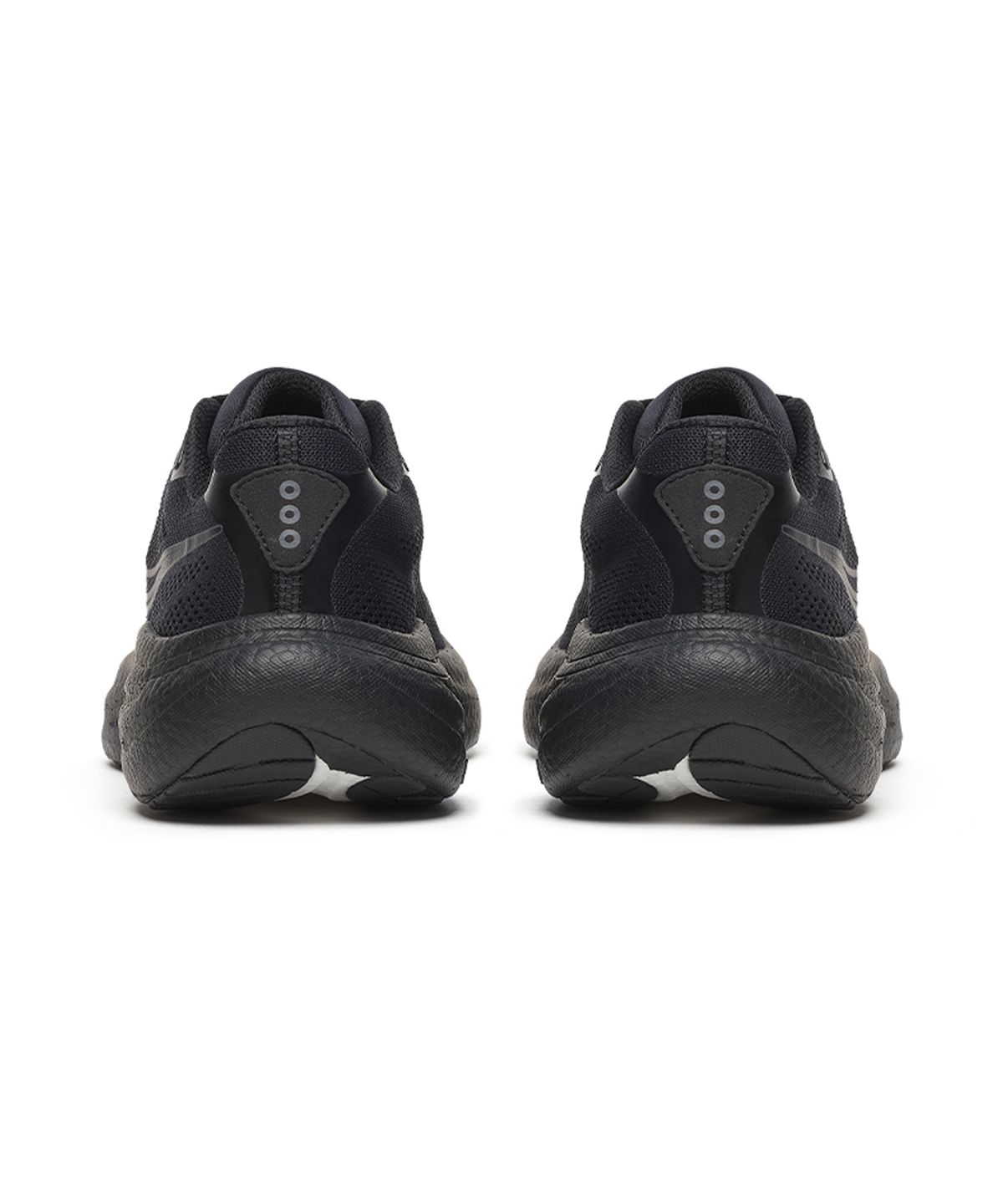 써코니(SAUCONY) (여성) 라이드 19 와이드 - 트리플 블랙 / S11056-101