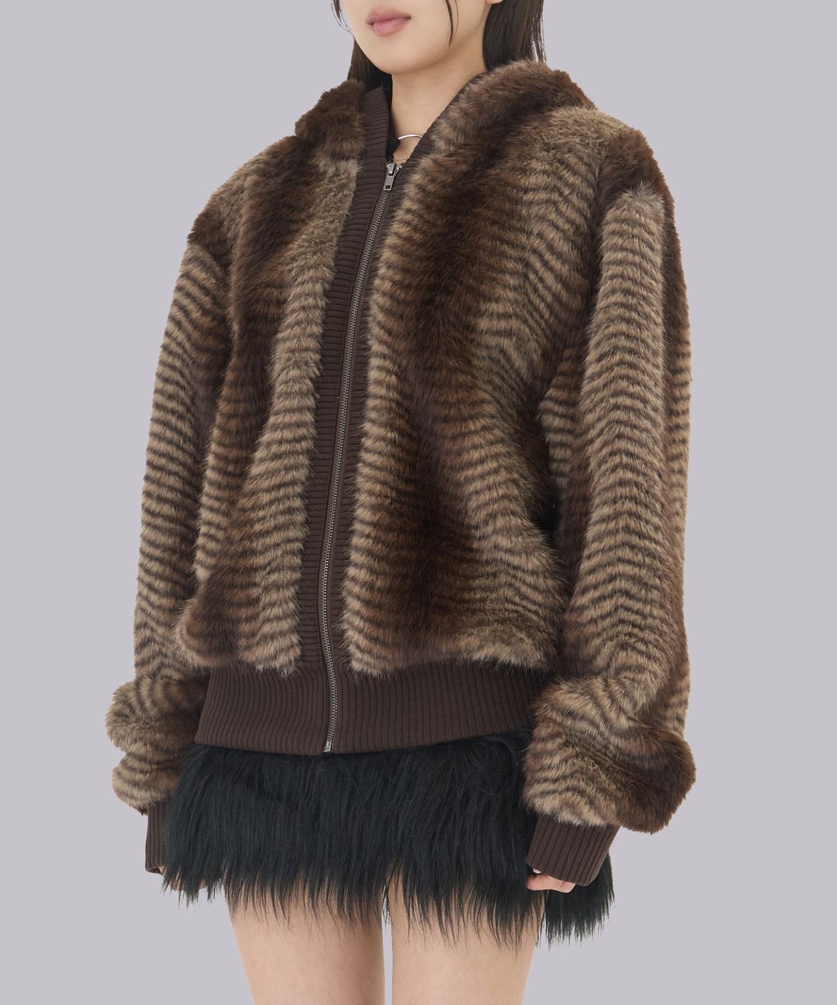 제이디드 런던(JADED LONDON) (U) 스트라이프드 포 퍼 베어 재킷 브라운 STRIPED FAUX FUR BEAR JACKET BROWN