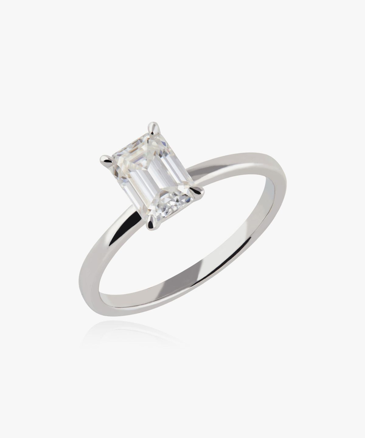 엘렌쥬얼리(HELENE JEWELRY) Silver 925 1캐럿 에메랄드 컷 모이사나이트 미스 링 반지