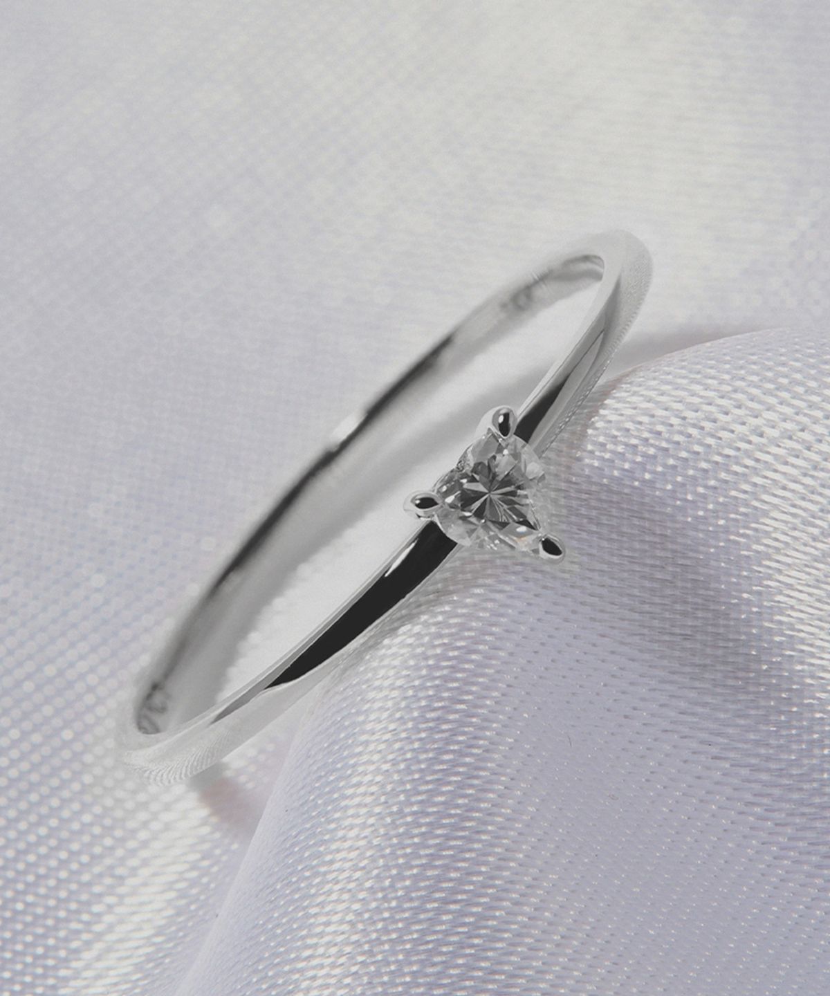 엘렌쥬얼리(HELENE JEWELRY) Silver 925 1부 하트 컷 모이사나이트 미스 링 반지