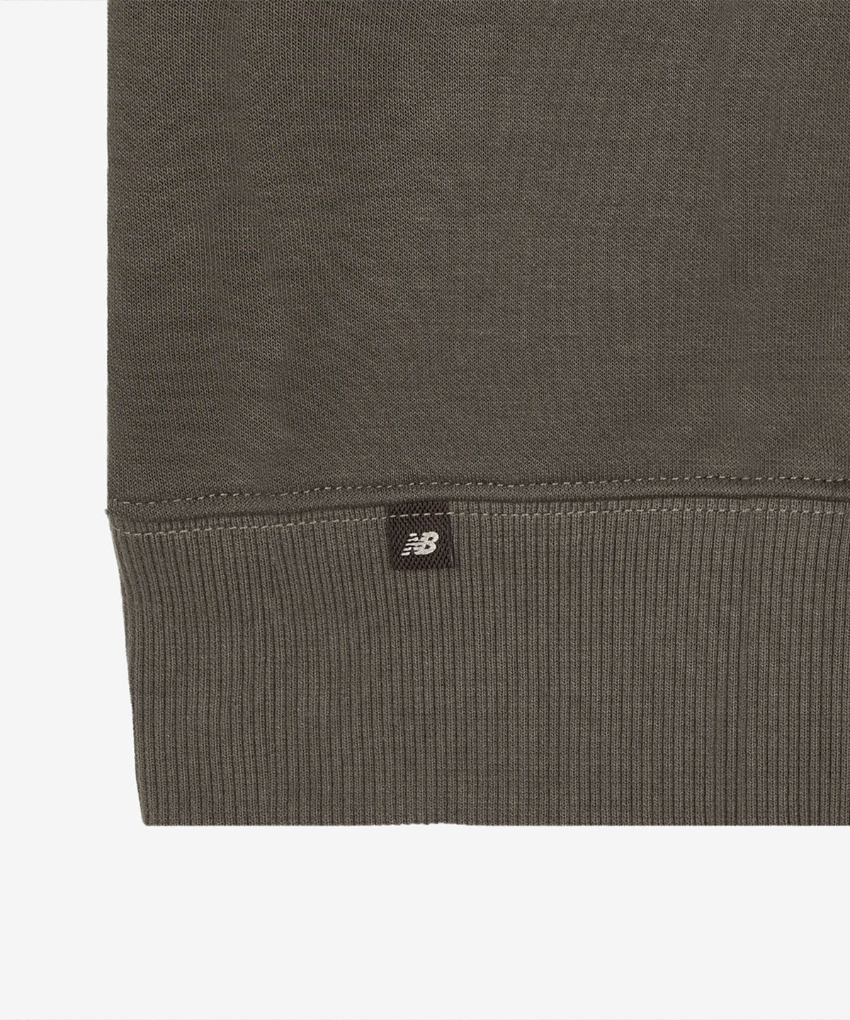 뉴발란스(NEW BALANCE) NBNCG11203 / UNI 에센셜 스몰로고 맨투맨 (GRAY KHAKI)