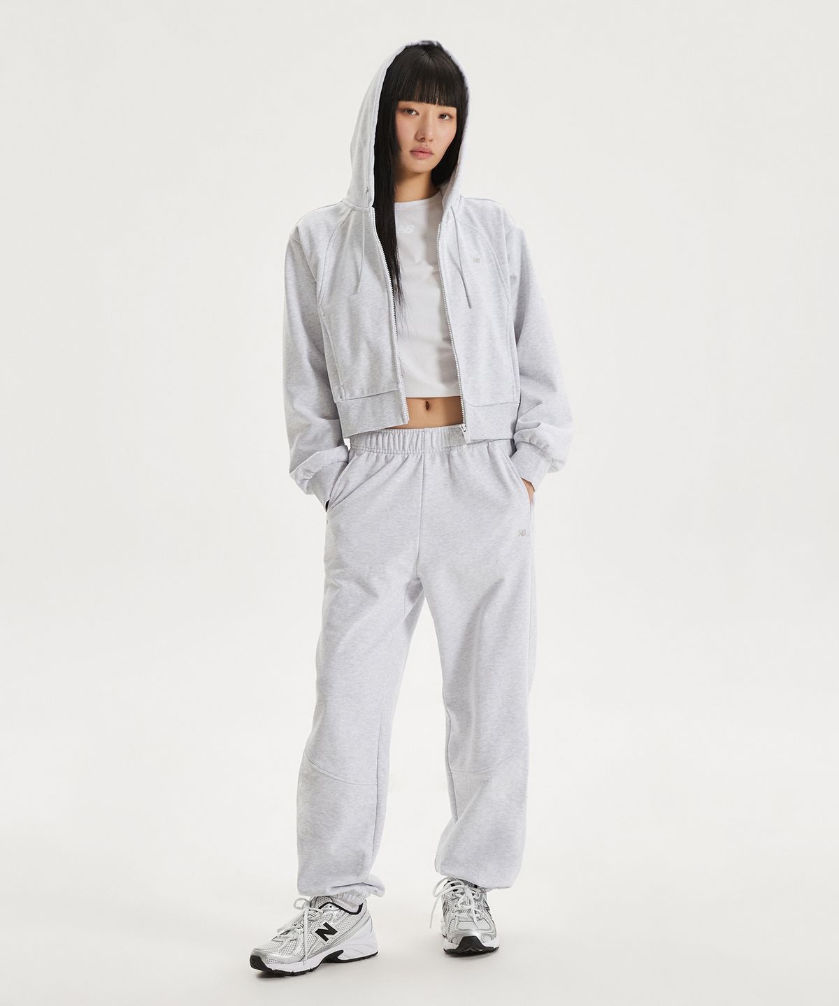 뉴발란스(NEW BALANCE) NBMDG1W212 / WOMEN 에센셜 후드집업 (LIGHT GRAY)