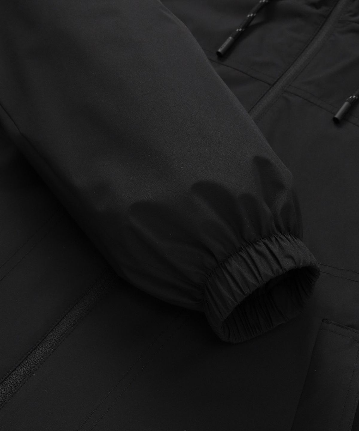 디스커버리 익스페디션(DISCOVERY EXPEDITION) 여성 베르텍스 2L 아웃도어 크롭자켓 (BLACK)