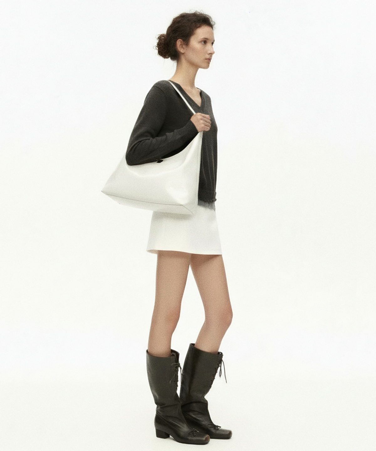 피닉스오리진(PHOENIX ORIGIN) Large Wax Leather Shoulder Bag - WHITE