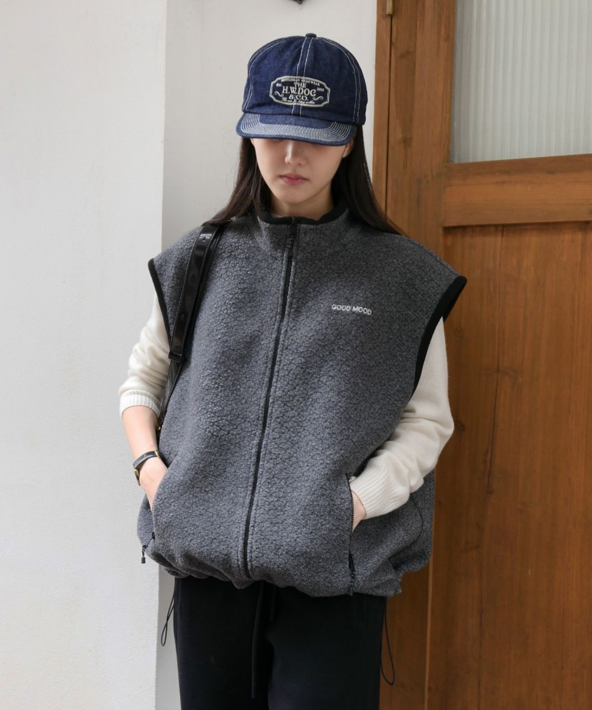 티엔느(TIENNE) 굿 무드 플리스 베스트