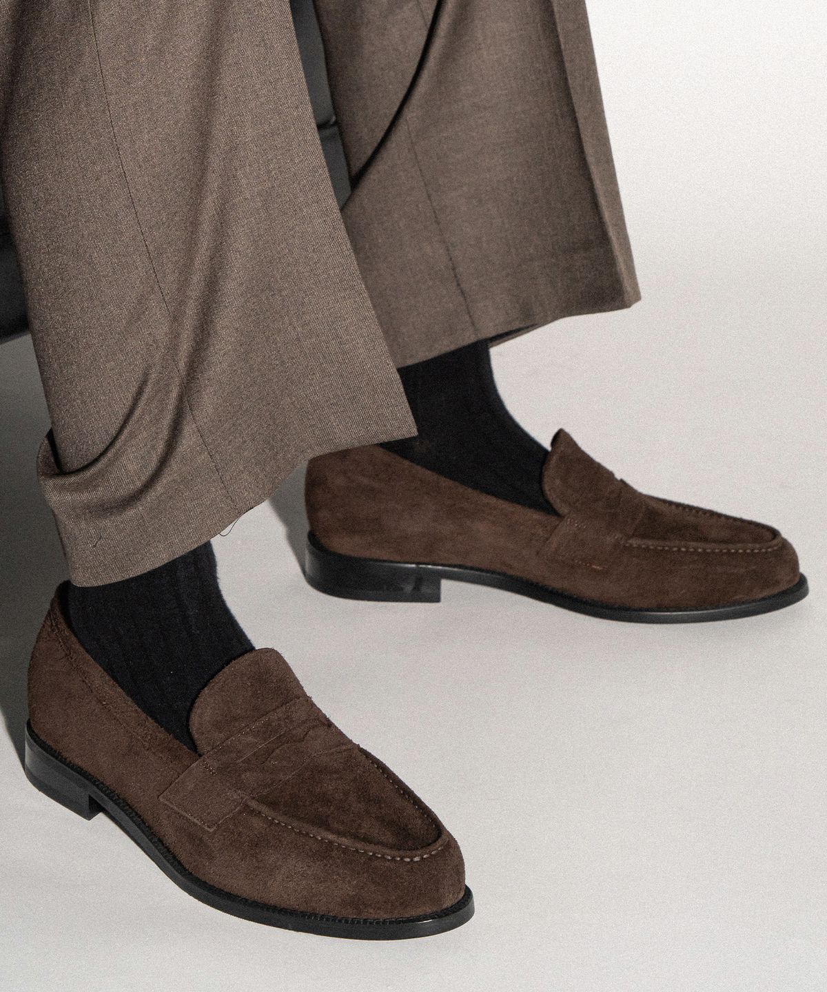 올클래식(ALLCLASSIC) ALC4405 시메르 스웨이드 페니 로퍼_d.brown