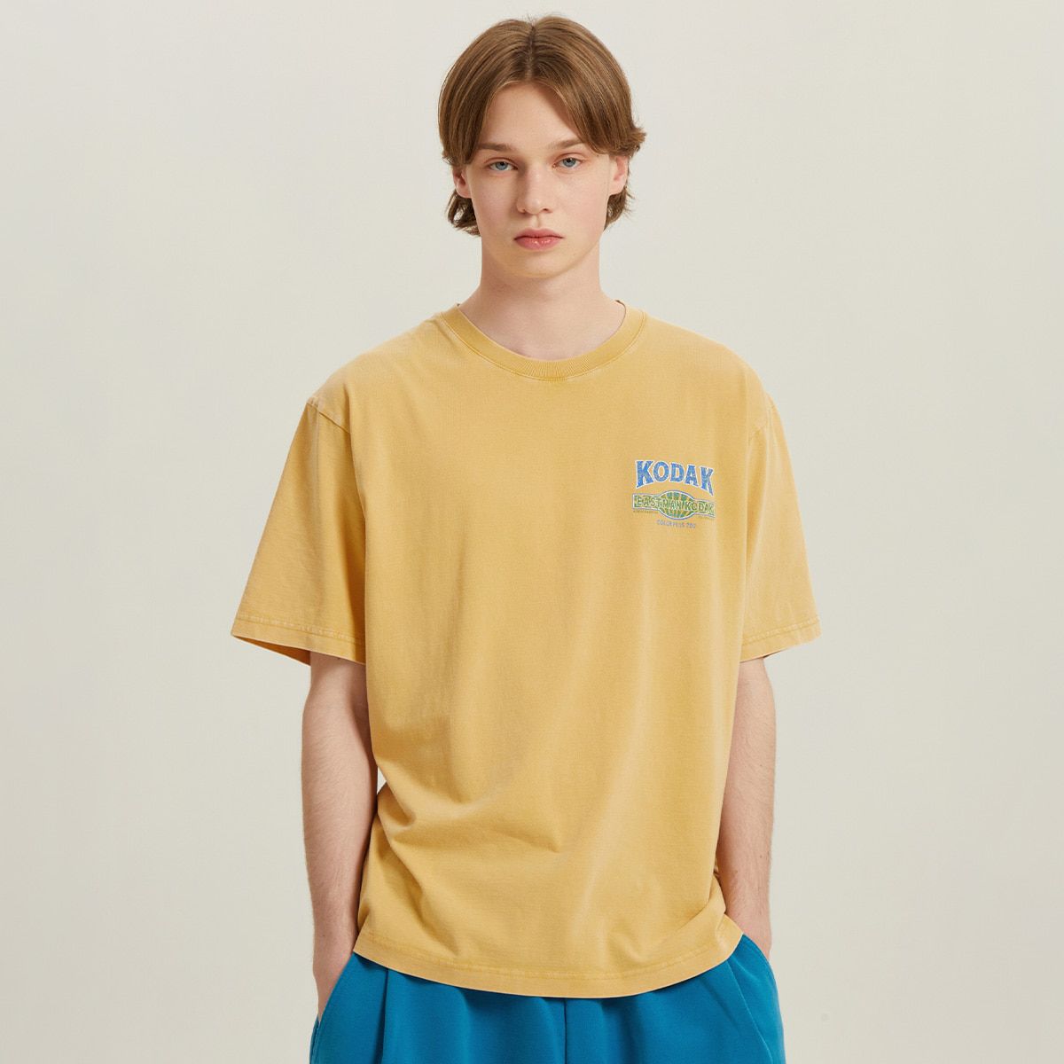 코닥(KODAK) 스노우 워싱 그래픽 반팔 티셔츠 YELLOW