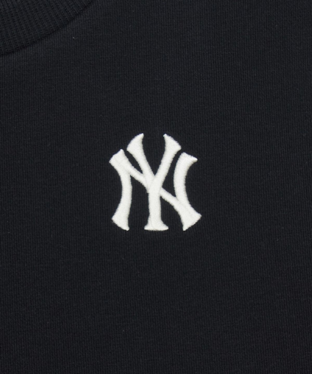 엠엘비 키즈(MLB KIDS) 베이직 스몰로고 맨투맨 NY (Black)