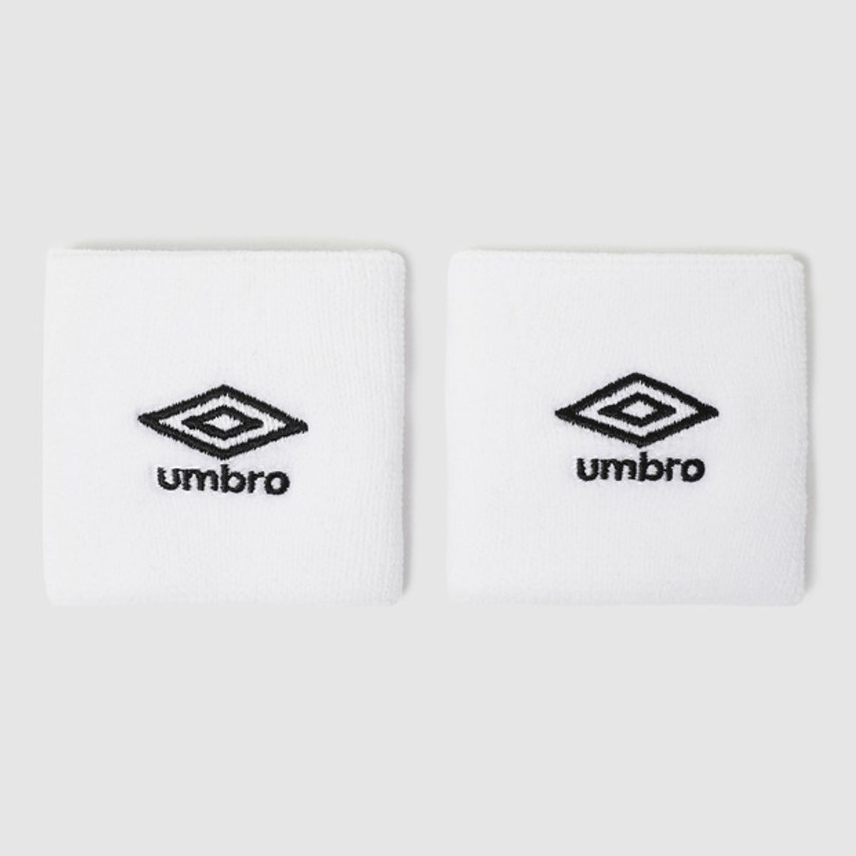 엄브로(UMBRO) 스포츠 손목밴드 화이트 UR123SAO13