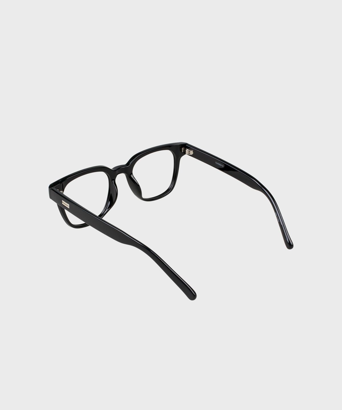 일삼사엠엠(134MM) FRAMEE Black
