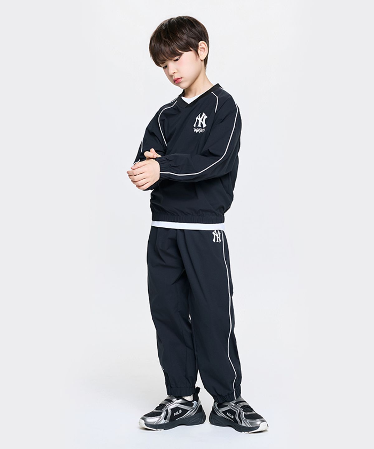 엠엘비 키즈(MLB KIDS) 스트릿 베이직 우븐 맨투맨 3 세트 NY (Black)