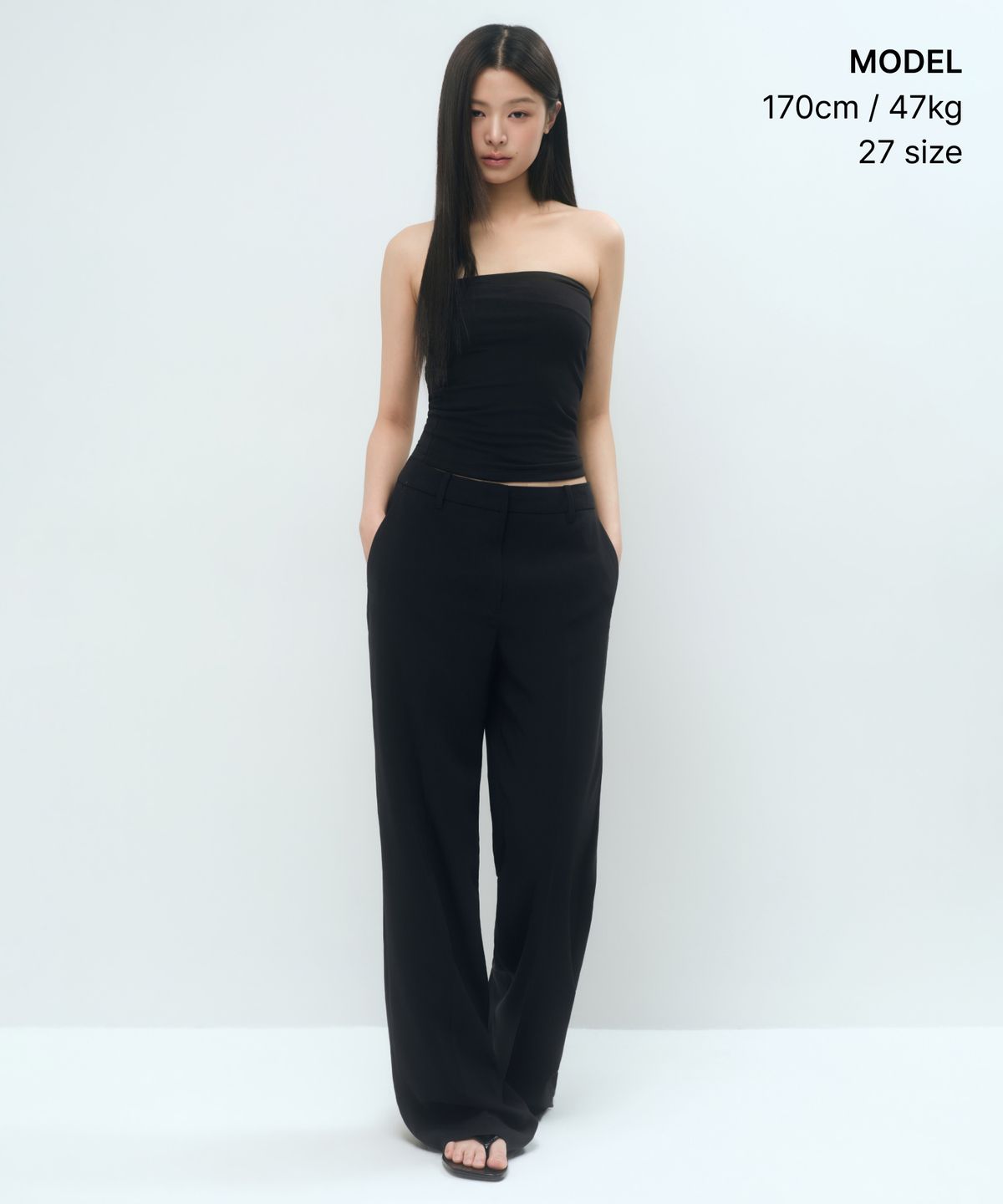 무신사 스탠다드 우먼(MUSINSA STANDARD WOMAN) 우먼즈 플루이드 로 웨이스트 와이드 슬랙스 [블랙]