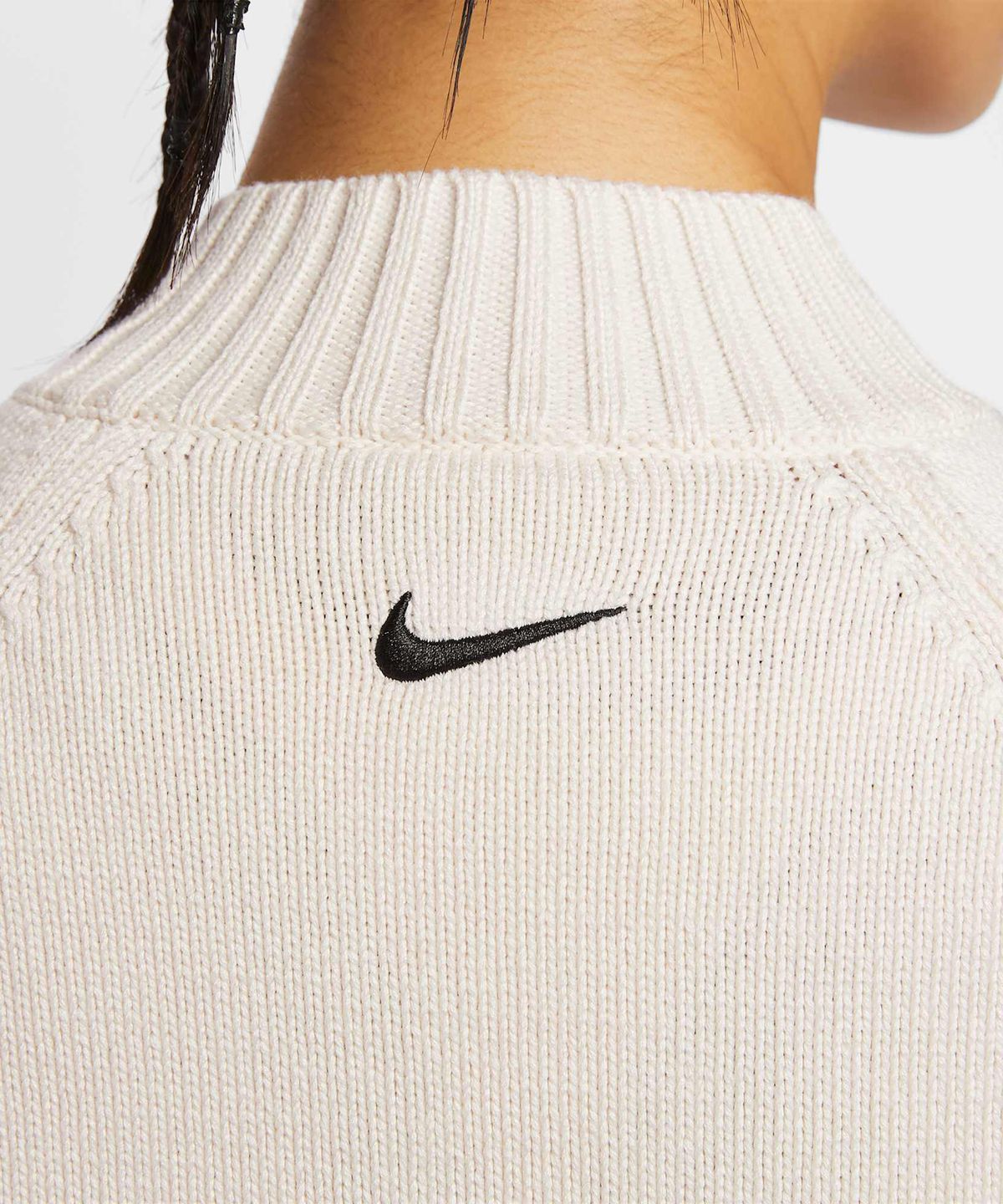 나이키(NIKE) 스포츠웨어 타이트 그래픽 풀집 스웨터 W - 초크:블랙 / IF4414-104
