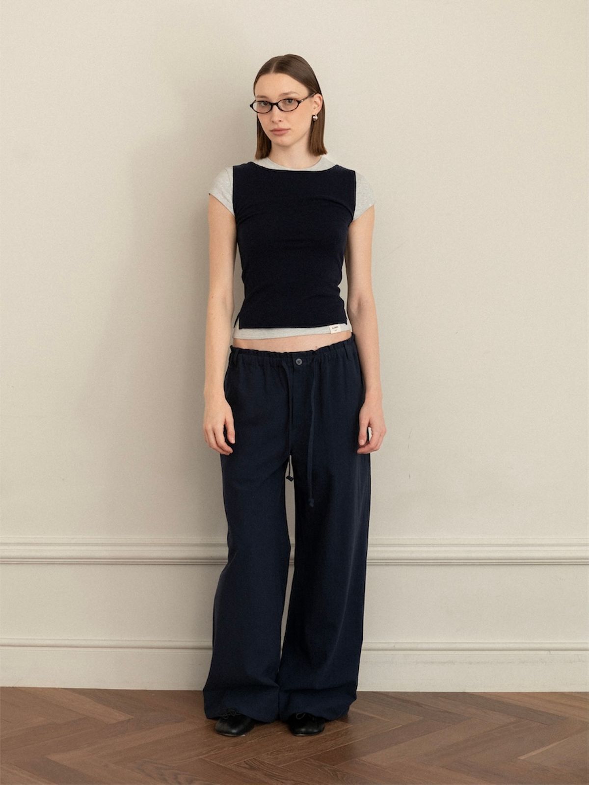 글로니(GLOWNY) G LIGHT STRING PANTS (NAVY)