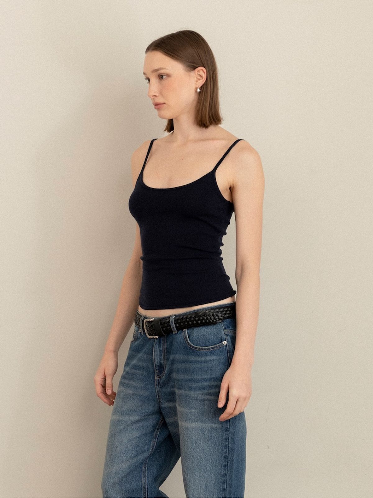 글로니(GLOWNY) G CLASSIC KNIT CAMISOLE (NAVY)
