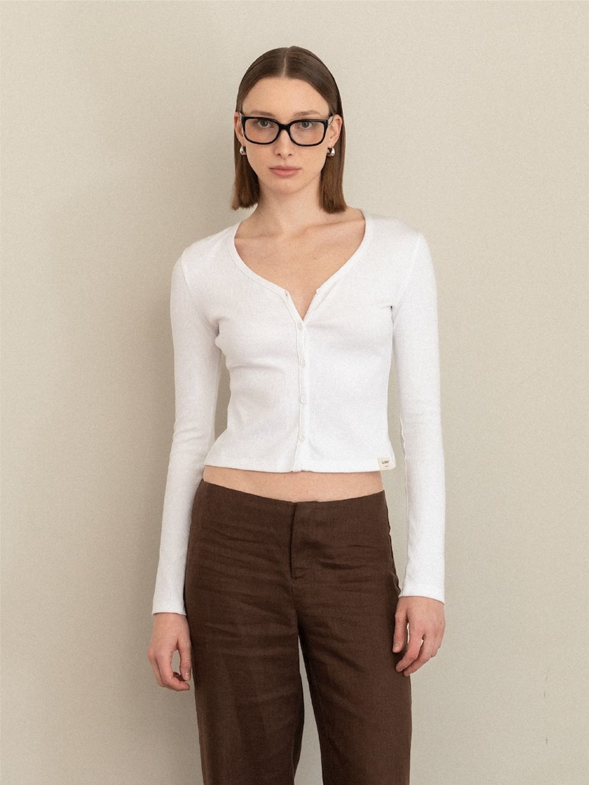 글로니(GLOWNY) G CLASSIC V-NECK CARDIGAN (WHITE)