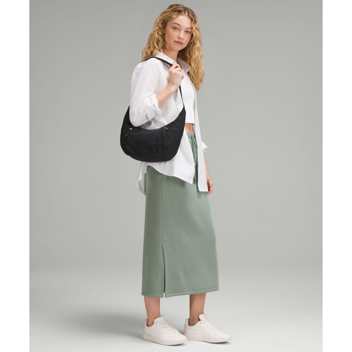 룰루레몬(LULULEMON) 슬라우치 슬링백 6L  BLK