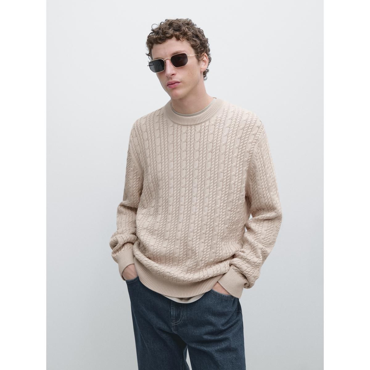 마시모두띠(MASSIMO DUTTI) 크루넥 100% 코튼 케이블 니트 스웨터