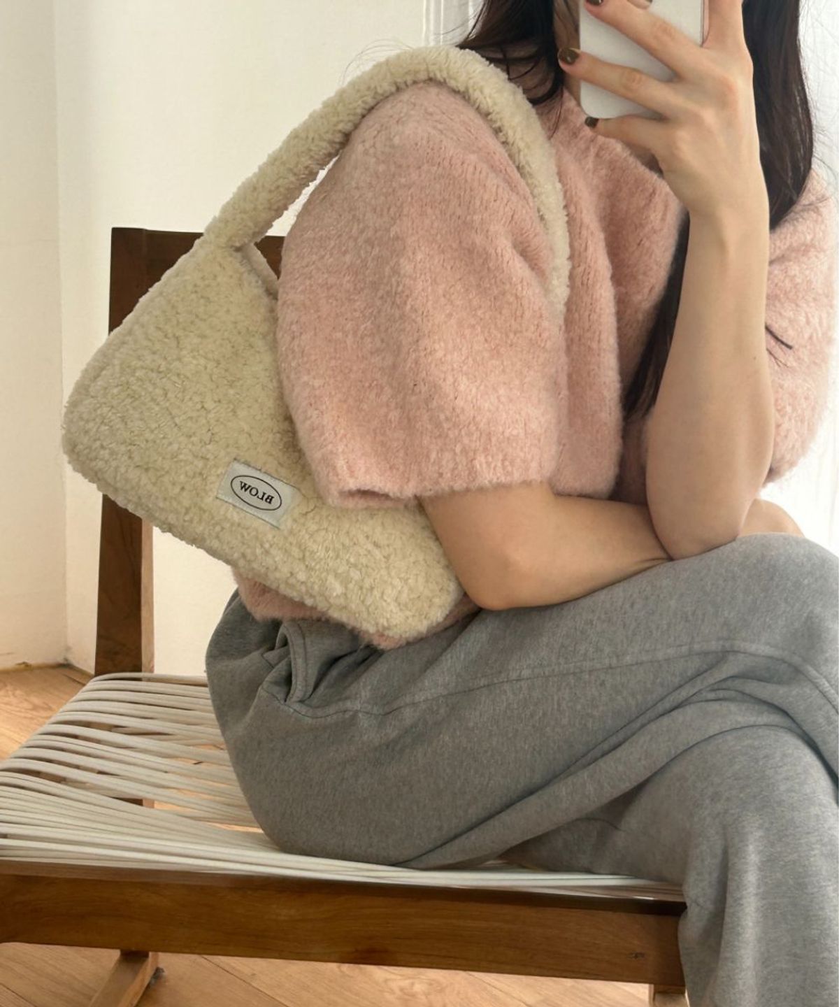 블로우(BLOW) Teddy  hobo Bag(테디 호보 백)_ 2Color