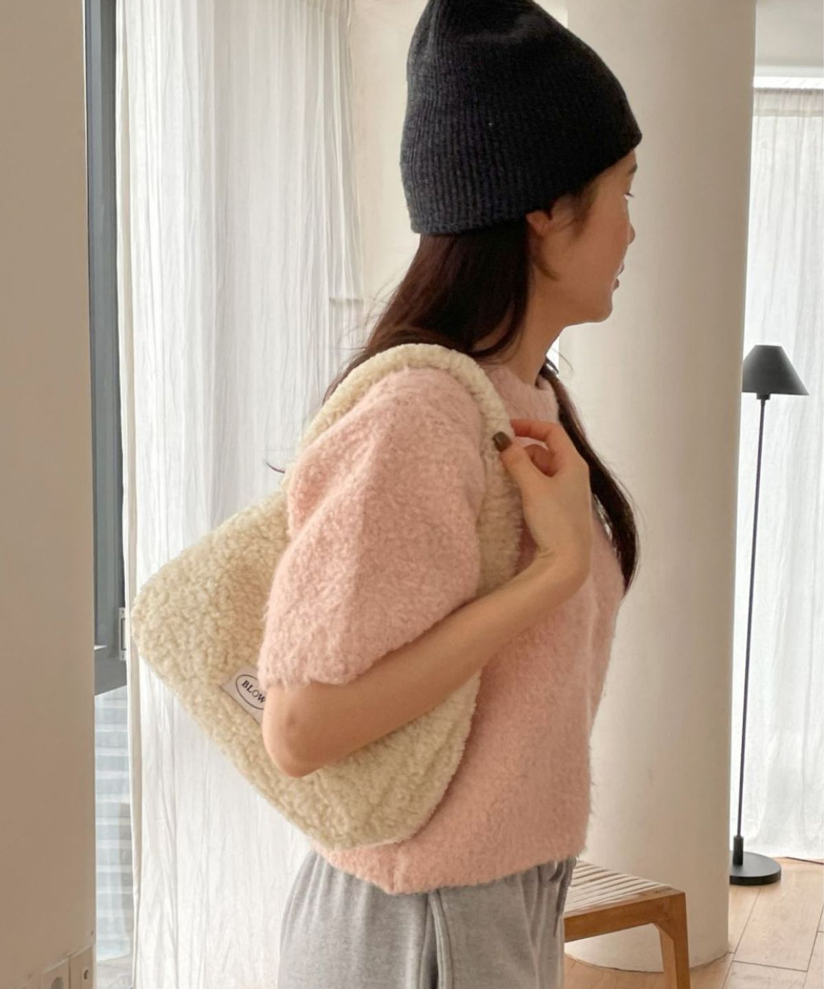 블로우(BLOW) Teddy  hobo Bag(테디 호보 백)_ 2Color