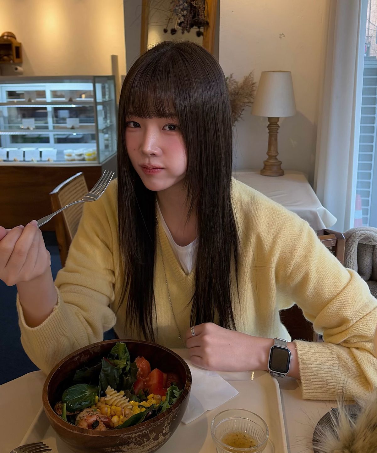 노운베러(KNOWNBETTER) Loose fit V-neck knit [KNFW02SW06]_Light yellow