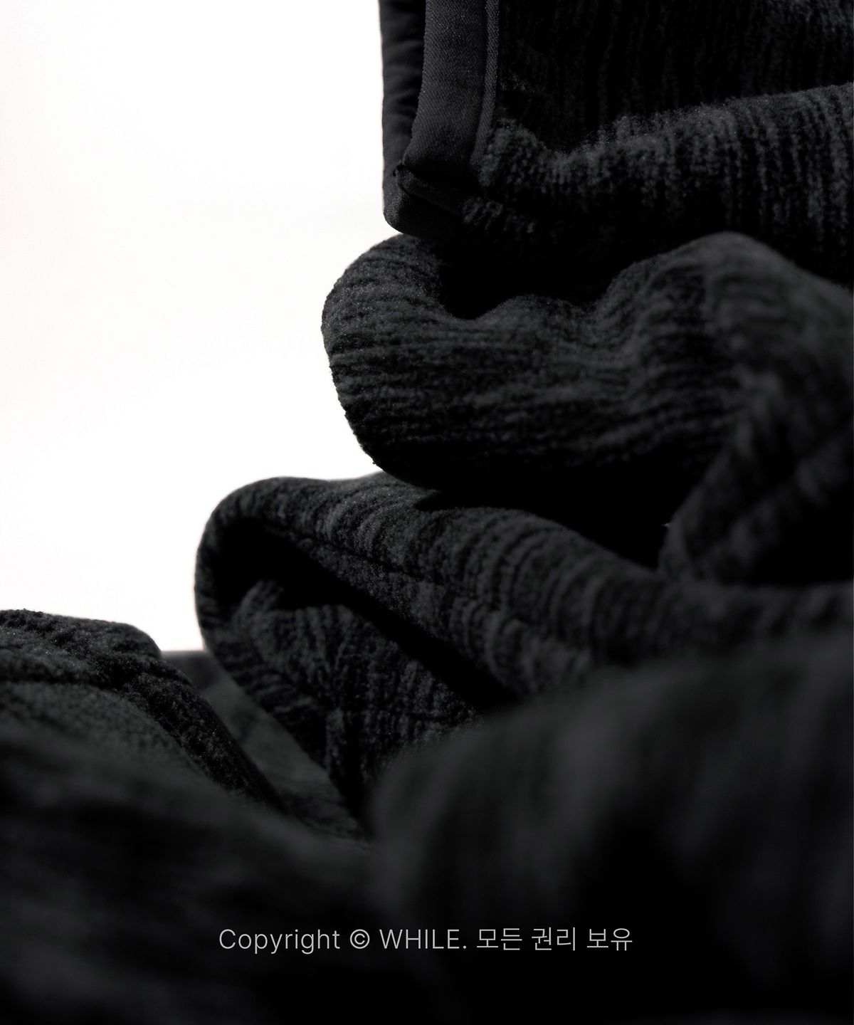 와일(WHILE) 컴피 후리스 클라이밍 자켓 등산 아웃도어 집업 (COAL BLACK MARBLE)