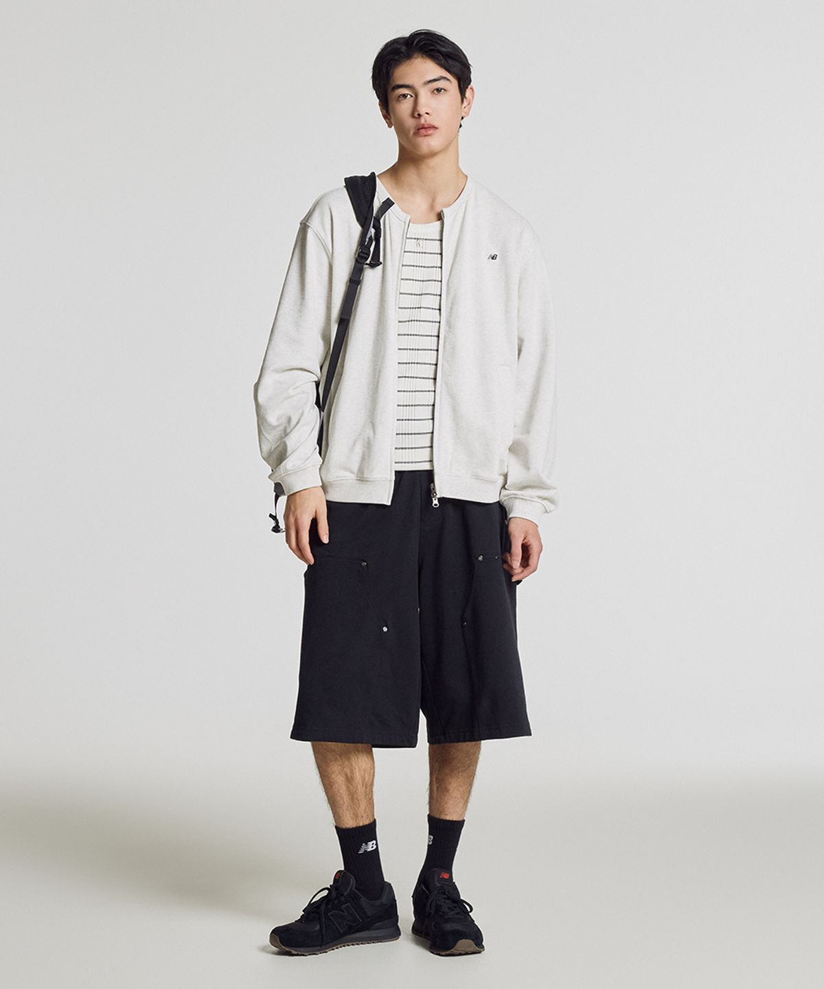뉴발란스(NEW BALANCE) NBGCGS1203 / 메탈릭 경량 백팩 (SILVER)