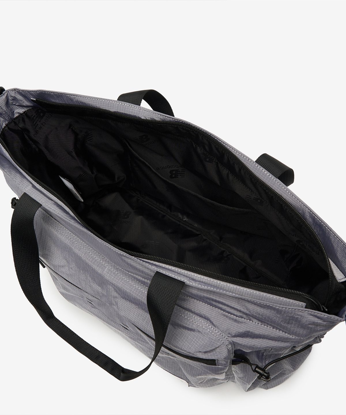 뉴발란스(NEW BALANCE) NBGCGS1201 / 메탈릭 경량 토트백 (SILVER)
