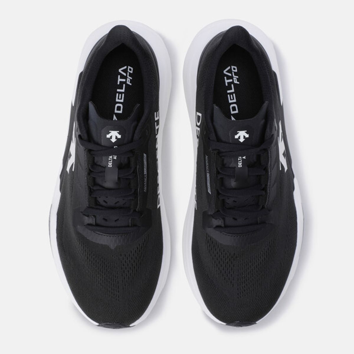 데상트(DESCENTE) 델타프로 어드밴스 V2 블랙 SR113RRN12