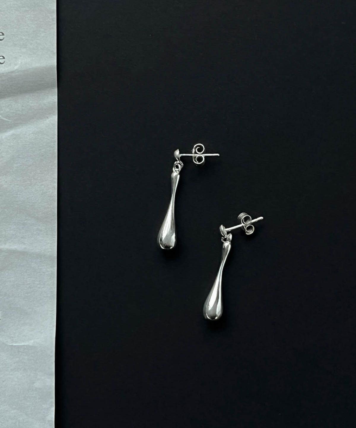 바라두(BARADU) 925 Drop low earrings