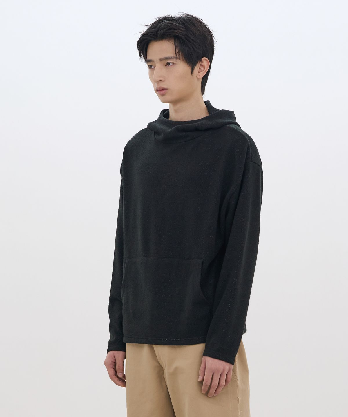 카사카사(KASAKASA) Wool Boucle Hoodie Black