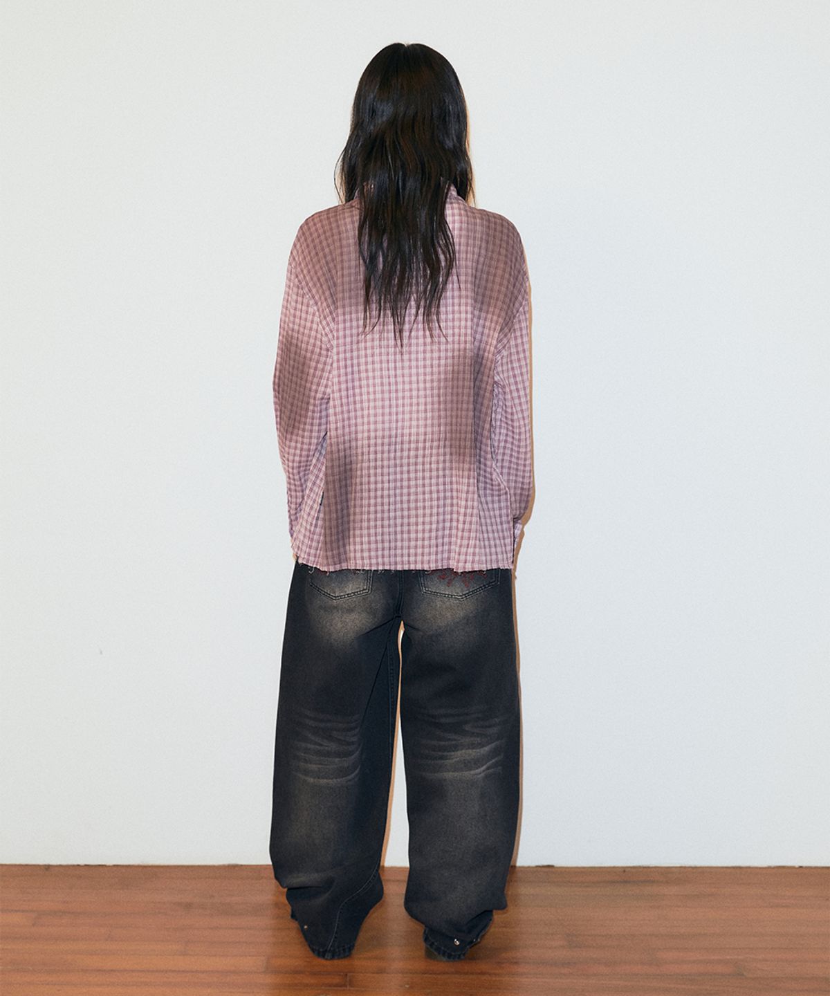 마하그리드(MAHAGRID) SPRAY DYEING CHECK CROP SHIRT PURPLE(MG2GSMW322A)