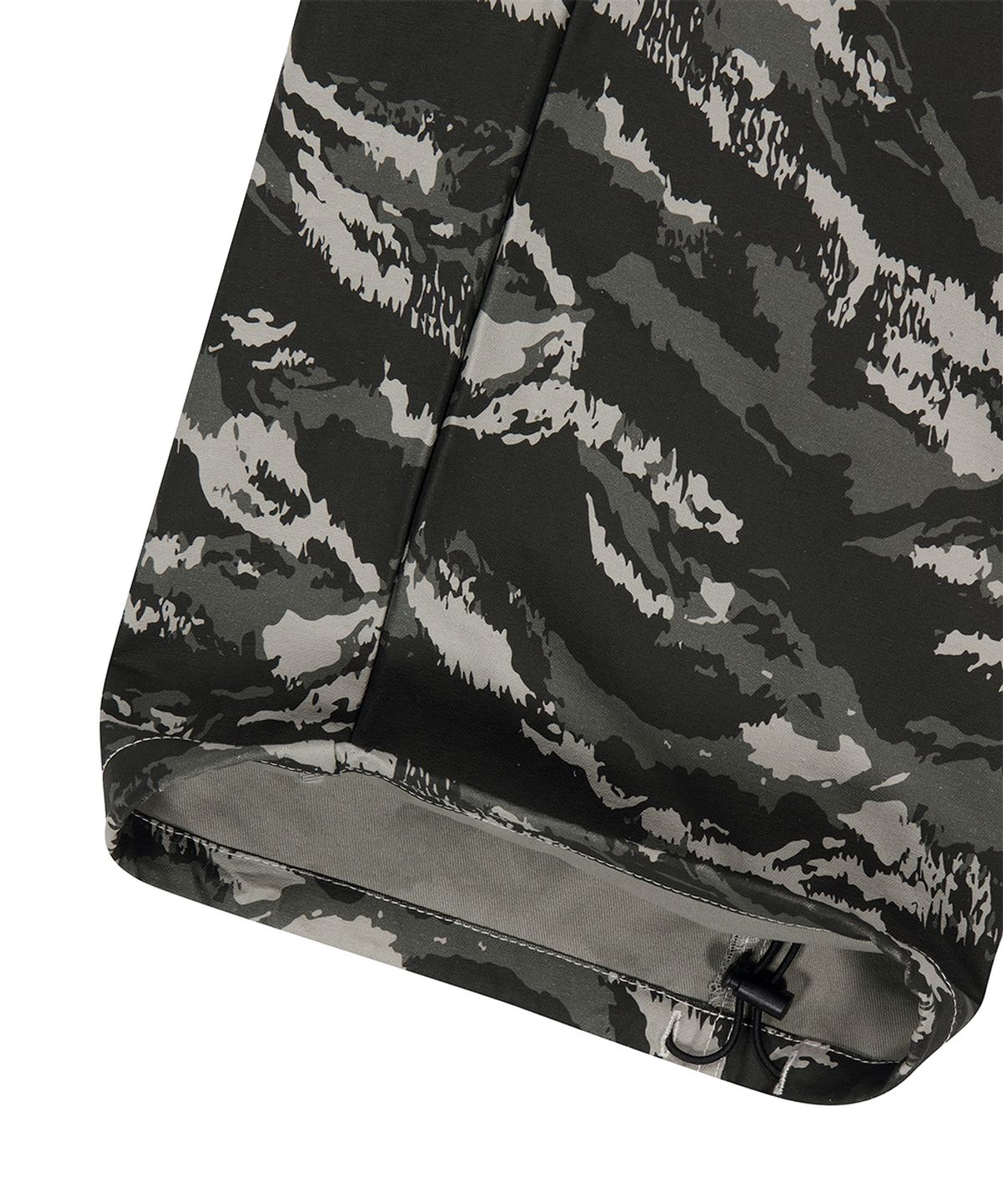 마하그리드(MAHAGRID) TIGER CAMO WIDE PANTS KHAKI(MG2GSMPA11A)