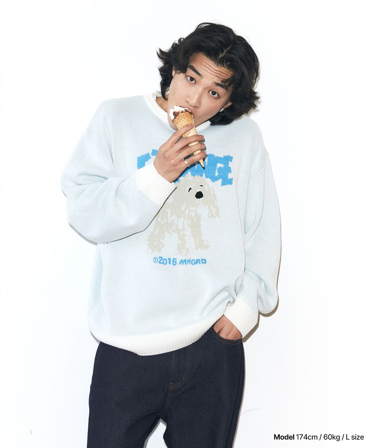 마하그리드(MAHAGRID) STRANGE PUPPY KNIT SWEATER IVORY(MG2FFMK603A)
