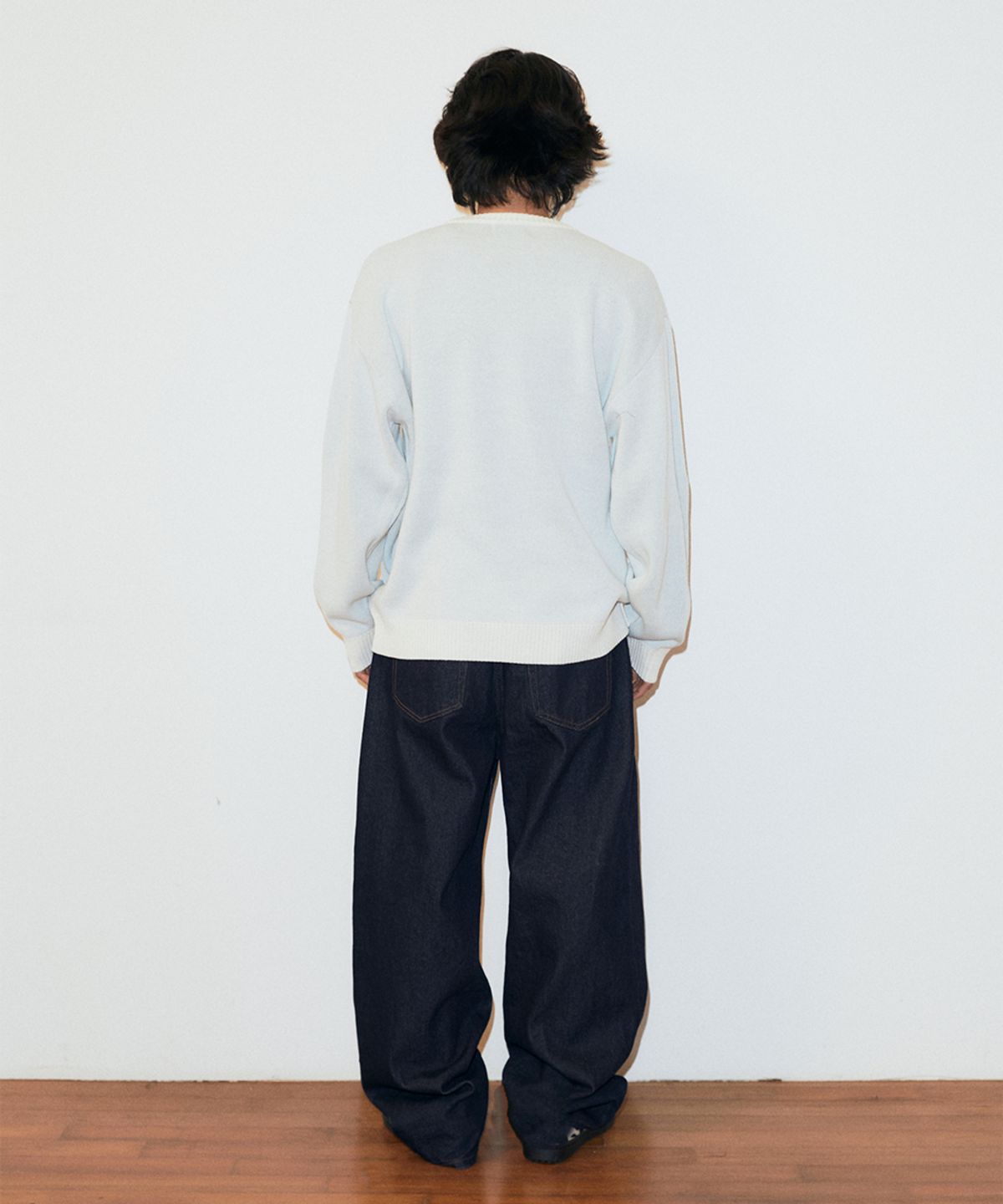 마하그리드(MAHAGRID) STRANGE PUPPY KNIT SWEATER IVORY(MG2FFMK603A)