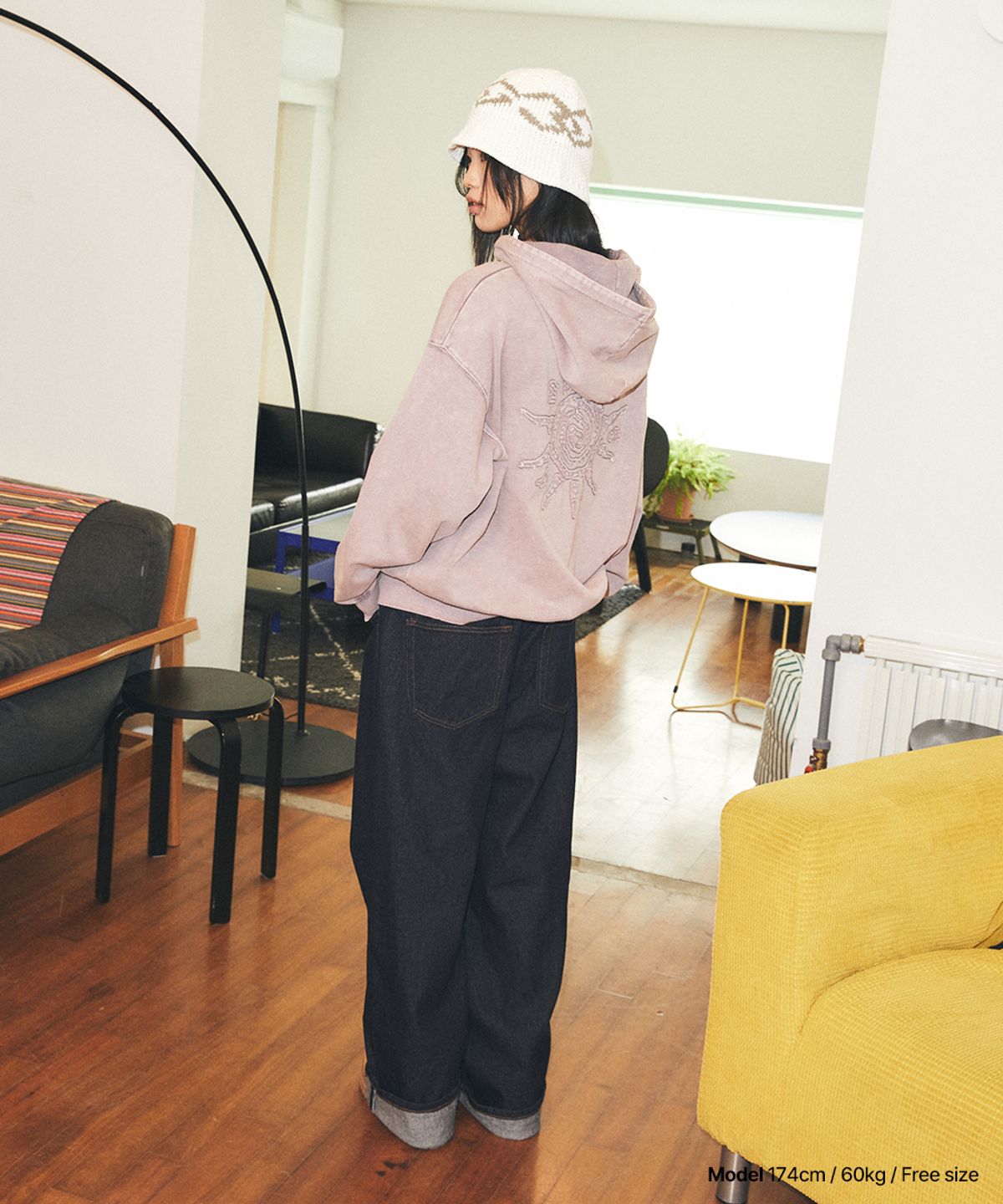 마하그리드(MAHAGRID) WASHED SOLAR APPLIQUE ZIP UP HOODIE CHARCOAL(MG2GSFM481A)