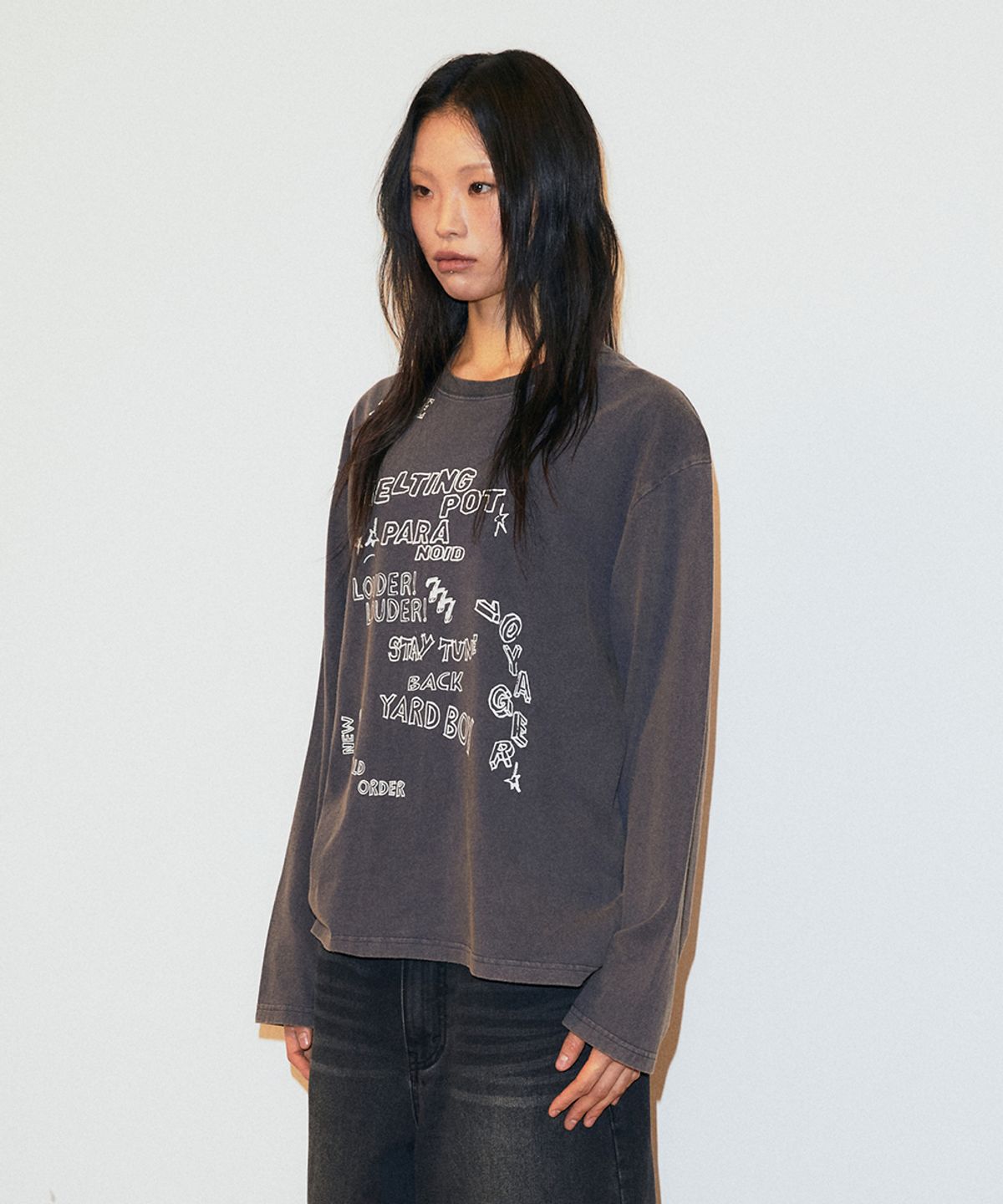마하그리드(MAHAGRID) WASHED 10YEARS LS TEE NAVY(MG2GSMT565A)
