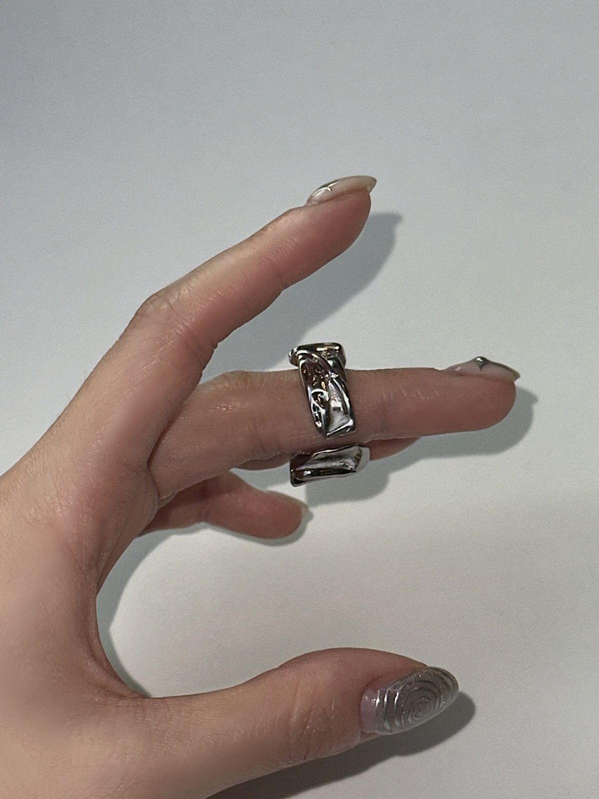 아포엠(APOEM) Crushed Form Ring