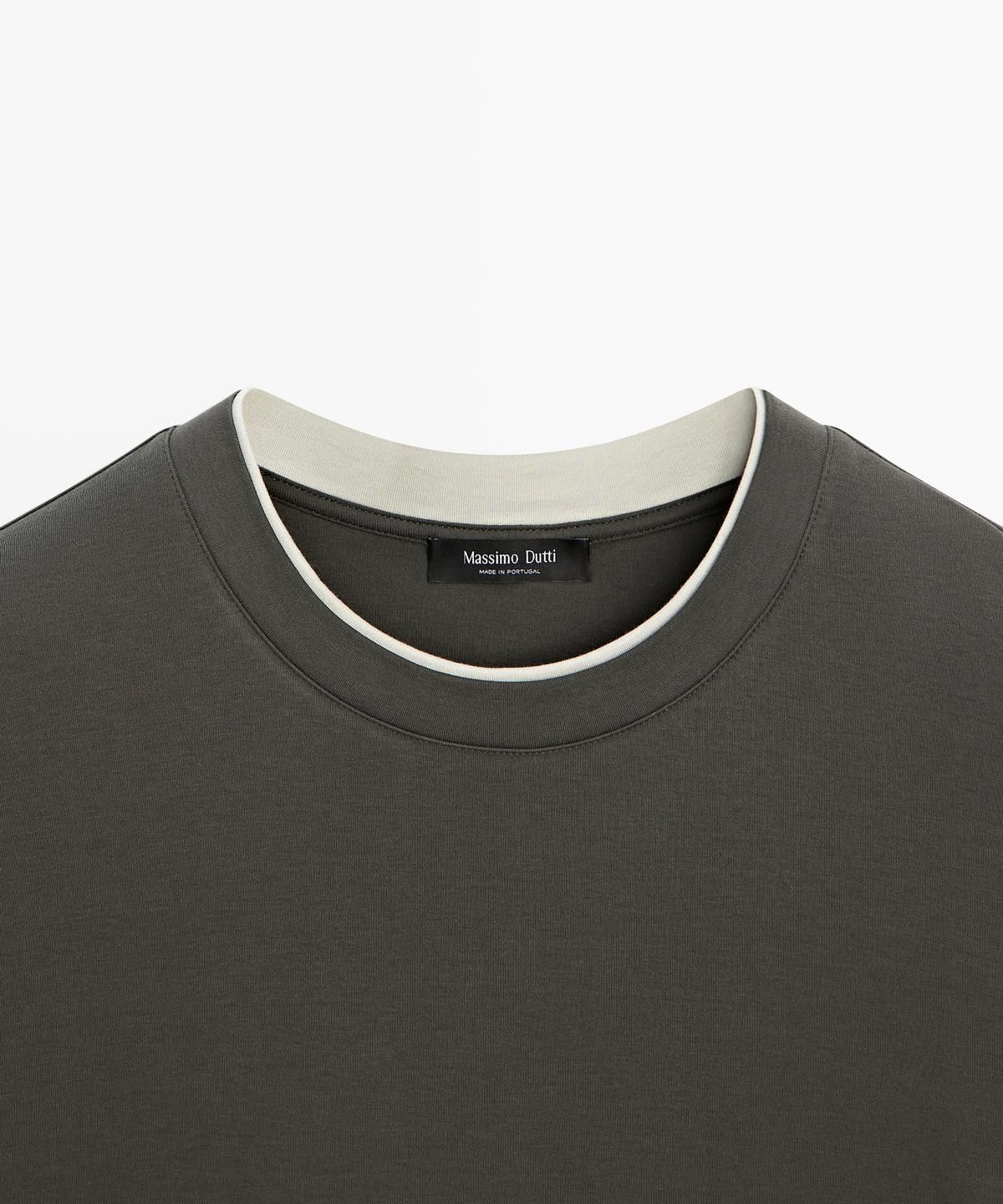 마시모두띠(MASSIMO DUTTI) 콘트라스트 넥 100% 코튼 티셔츠