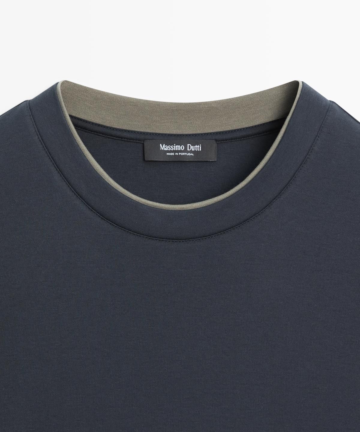 마시모두띠(MASSIMO DUTTI) 콘트라스트 넥 100% 코튼 티셔츠