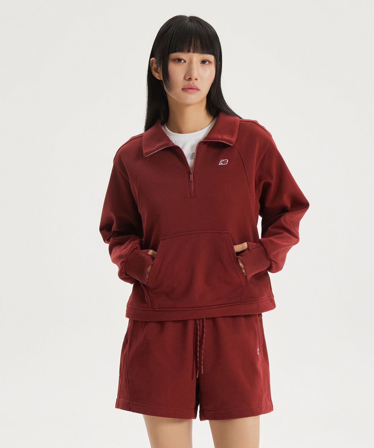 뉴발란스(NEW BALANCE) NBNCG1W212 / WOMEN 에센셜 반집업 (BURGUNDY)
